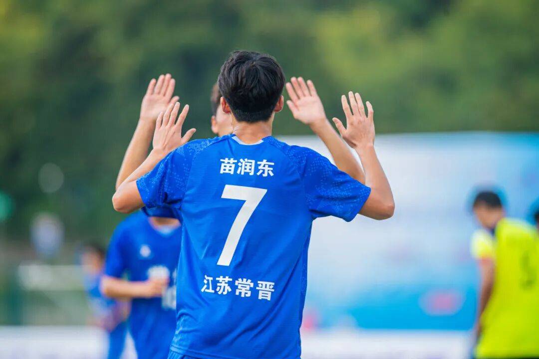 主场节奏牢牢掌控,压制效果愈发明显 主场节奏牢牢掌控,压制效果愈发明显