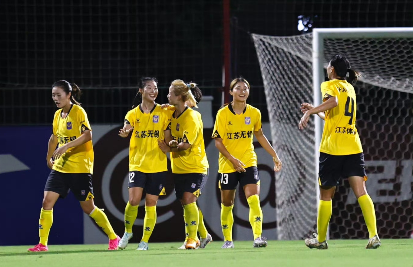 联赛压力持续加大，球队心态保持稳定