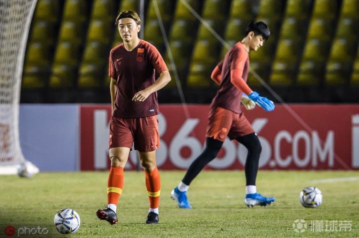 包含客场反击思路清晰，威胁持续制造的词条